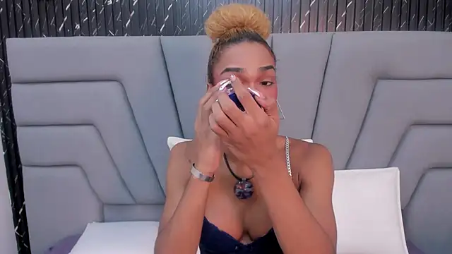 Snapshot of NaomiSteward chatting on November 2025 11:47:02 AM NaomiSteward online show from November 2025 11:47:02 AM