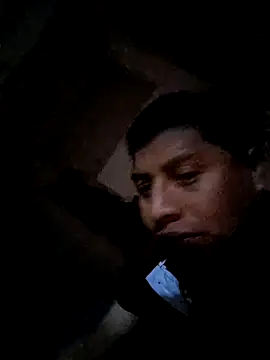 Snapshot of Riatatuil chatting on November 2025 08:40:01 AM Riatatuil online show from November 2025 08:40:01 AM