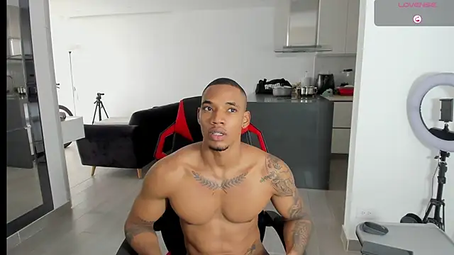 Snapshot of TROYWESLY- chatting on July 2026 05:24:02 PM TROYWESLY- online show from July 2026 05:24:02 PM