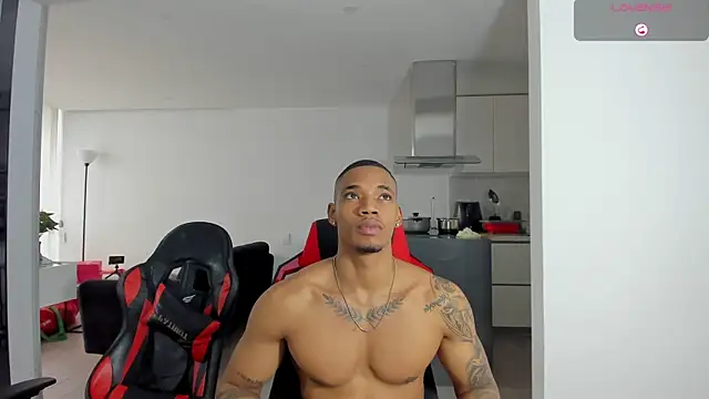 TROYWESLY- online show from March 2026 07:16:01 PM