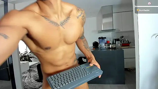 TROYWESLY- online show from November 2025 04:11:01 PM