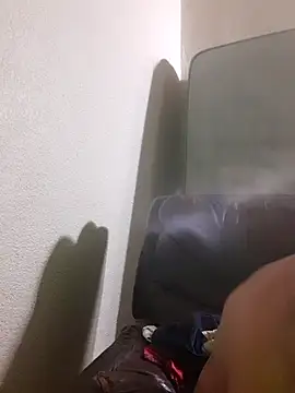 Snapshot of theDemente18 chatting on November 2025 10:36:01 AM theDemente18 online show from November 2025 10:36:01 AM