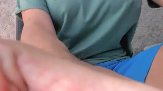 Snapshot of AnddieBaker chatting on December 2025 01:34:02 AM AnddieBaker online show from December 2025 01:34:02 AM