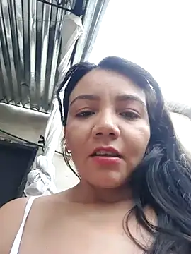 room 24funn online show from February 2025 10:15:01 PM