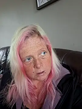 chubby british blonde uk online show from February 2026 01:52:01 PM