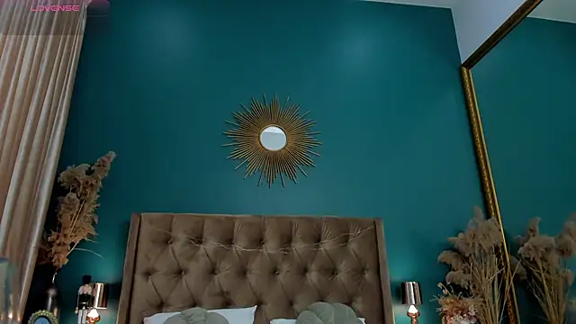 AprilWong online show from March 2025 06:11:02 AM