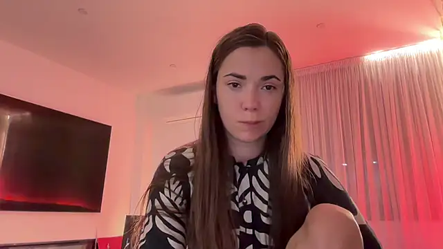 Mika Miller online show from July 2026 10:32:02 PM