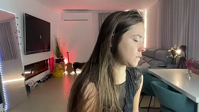 Mika Miller online show from January 2026 10:17:01 PM