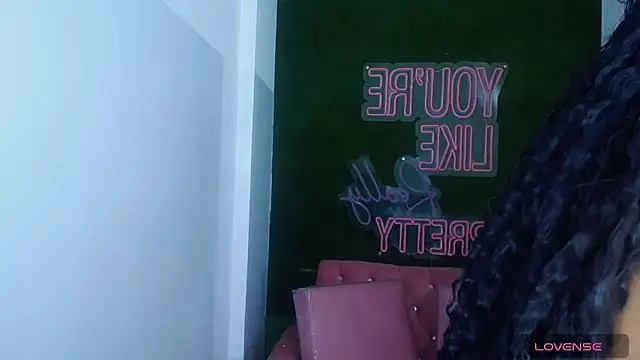 brenda a  online show from September 2025 01:00:01 PM