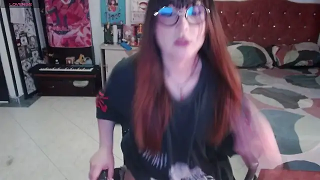 Avril2001 online show from October 2025 01:40:02 AM