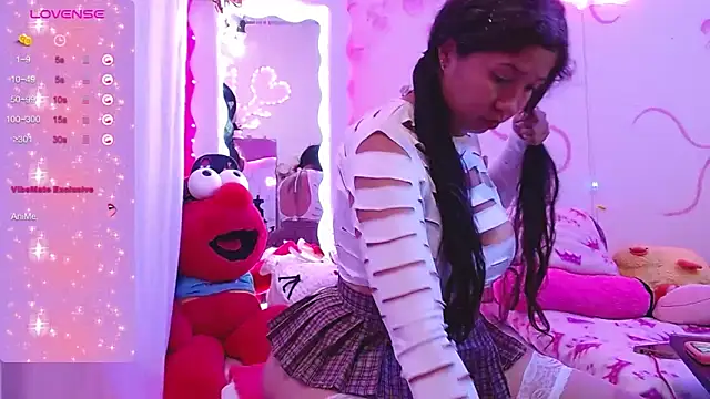 Snapshot of dainaflowers chatting on October 2025 04:02:02 AM dainaflowers online show from October 2025 04:02:02 AM