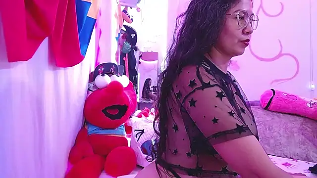 Snapshot of dainaflowers chatting on September 2025 03:46:02 AM dainaflowers online show from September 2025 03:46:02 AM