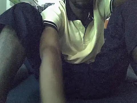 Snapshot of Delicious-D chatting on November 2025 05:00:02 AM Delicious-D online show from November 2025 05:00:02 AM