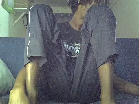 Snapshot of Delicious-D chatting on November 2025 05:33:02 AM Delicious-D online show from November 2025 05:33:02 AM