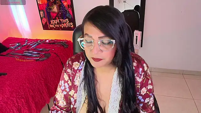 Snapshot of Victoria_Red01 chatting on November 2025 03:12:01 PM Victoria Red01 online show from November 2025 03:12:01 PM