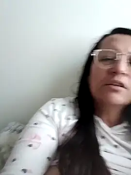 Snapshot of Victoria_Red01 chatting on September 2025 01:44:02 PM Victoria Red01 online show from September 2025 01:44:02 PM