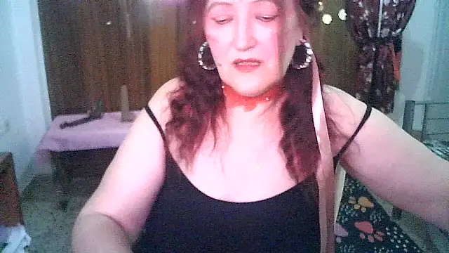 Snapshot of SabrinaXlovess chatting on June 2026 05:35:02 PM SabrinaXlovess online show from June 2026 05:35:02 PM