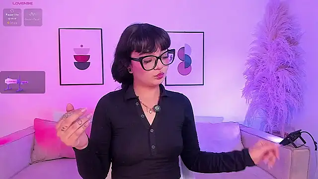 Sweet Namii online show from March 2026 05:00:01 PM