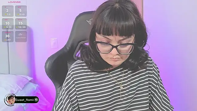 Snapshot of Sweet_Namii chatting on June 2026 08:47:01 PM Sweet Namii online show from June 2026 08:47:01 PM