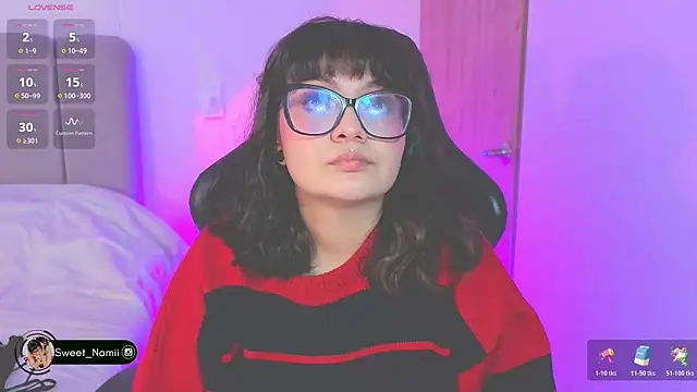 Snapshot of Sweet_Namii chatting on July 2026 08:17:01 PM Sweet Namii online show from July 2026 08:17:01 PM