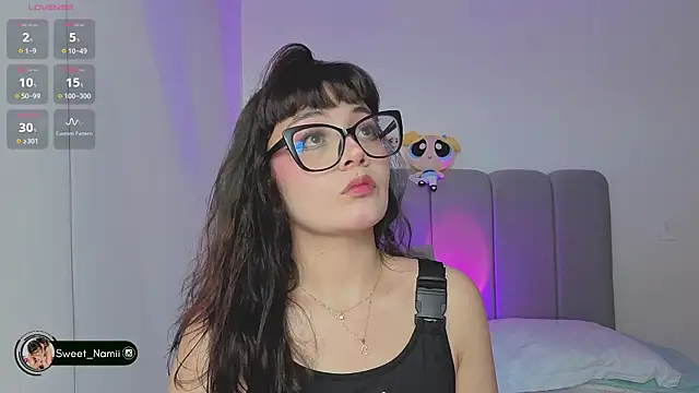 Snapshot of Sweet_Namii chatting on May 2026 05:44:02 PM Sweet Namii online show from May 2026 05:44:02 PM