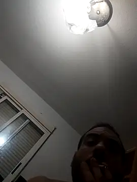 skrigul12 online show from December 2025 02:45:02 AM