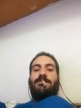 skrigul12 online show from November 2025 03:44:02 AM