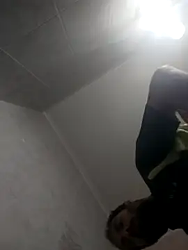 skrigul12 online show from October 2025 07:24:02 PM