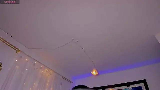 Scarlett 811 online show from November 2025 08:09:01 PM