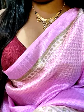 VR here 4U online show from March 2026 08:13:01 PM