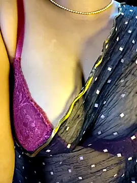 VR here 4U online show from February 2026 07:03:01 PM