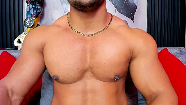 Snapshot of MikeEstevess chatting on December 2025 08:09:02 AM MikeEstevess online show from December 2025 08:09:02 AM