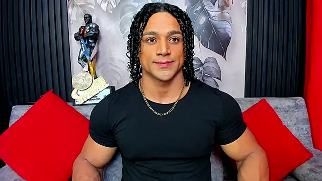 MikeEstevess online show from October 2025 01:45:02 PM
