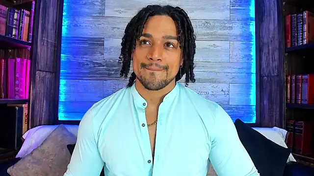 MikeEstevess online show from January 2025 11:43:02 PM