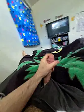 hungandnerdy420 online show from May 2026 08:51:01 PM
