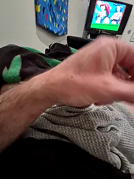 hungandnerdy420 online show from April 2026 09:49:01 AM
