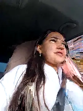 stacy stoone online show from October 2025 07:51:02 AM