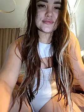 stacy stoone online show from December 2025 06:42:02 PM