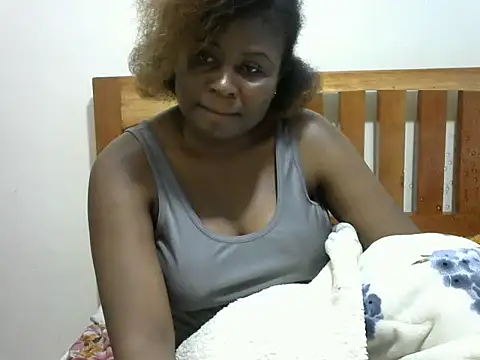 Snapshot of creamy_sweetlove chatting on October 2025 07:13:02 PM creamy sweetlove online show from October 2025 07:13:02 PM