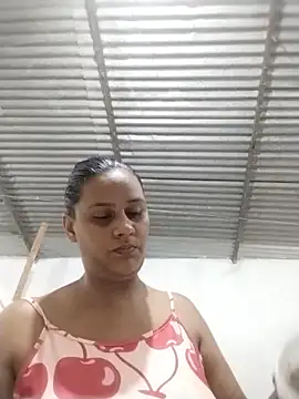 Snapshot of Andreita_95 chatting on July 2026 12:59:02 PM Andreita 95 online show from July 2026 12:59:02 PM