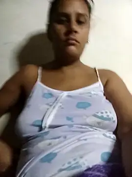 Snapshot of Andreita_95 chatting on September 2025 07:31:01 AM Andreita 95 online show from September 2025 07:31:01 AM