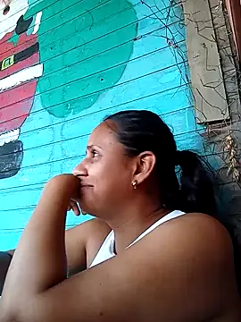Snapshot of Andreita_95 chatting on September 2025 08:20:01 PM Andreita 95 online show from September 2025 08:20:01 PM