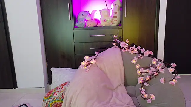 Kittytimberlake online show from May 2026 02:39:02 PM