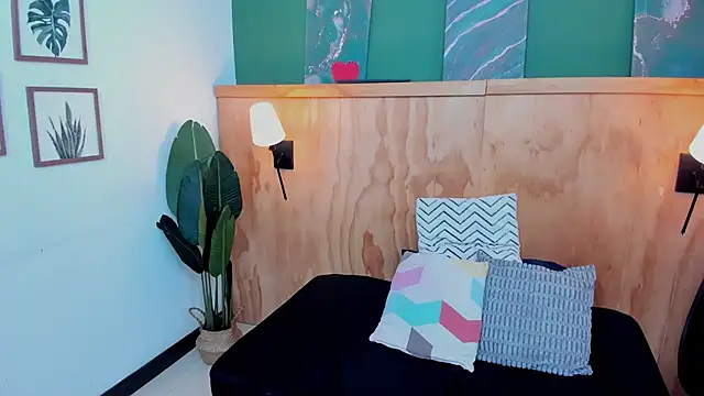 jacob-coper online show from November 2025 03:18:01 AM