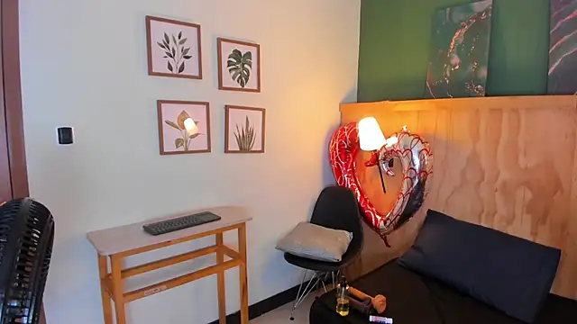 Snapshot of jacob-coper chatting on February 2025 03:04:02 AM jacob-coper online show from February 2025 03:04:02 AM