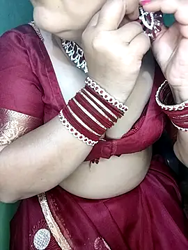 Snapshot of Pratibha_ji chatting on February 2025 07:06:01 AM Pratibha ji online show from February 2025 07:06:01 AM