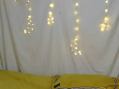 StarBarbiee online show from December 2025 08:25:02 PM