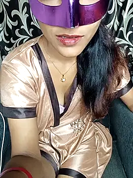 REVA DARLING online show from October 2025 12:17:01 PM