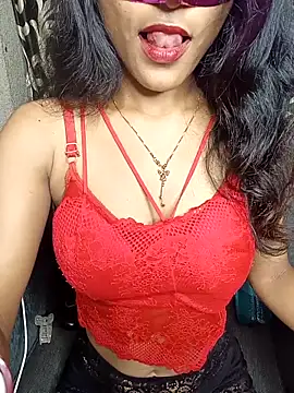 Snapshot of REVA_DARLING chatting on May 2026 06:56:02 AM REVA DARLING online show from May 2026 06:56:02 AM