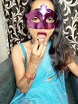 REVA DARLING online show from April 2026 07:15:02 AM